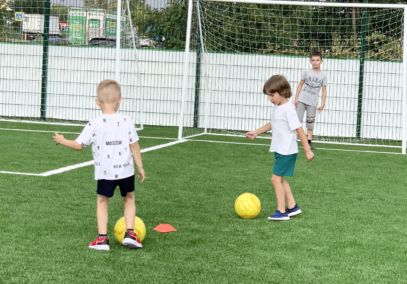 Балашиха, Подмосковье, спорт, спорткомплекс Спорттракт, футбол, футбольный клуб Чемпион