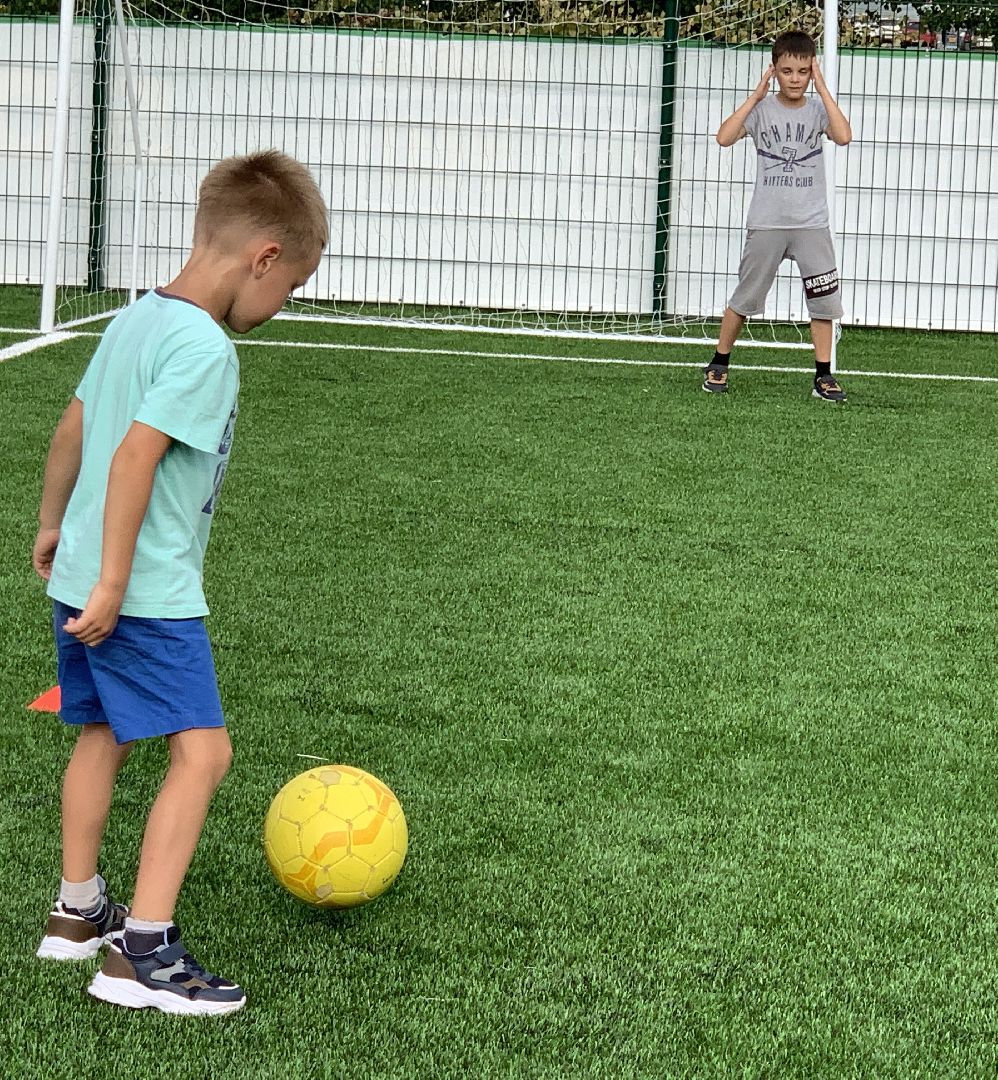 Балашиха, Подмосковье, спорт, спорткомплекс Спорттракт, футбол, футбольный клуб Чемпион