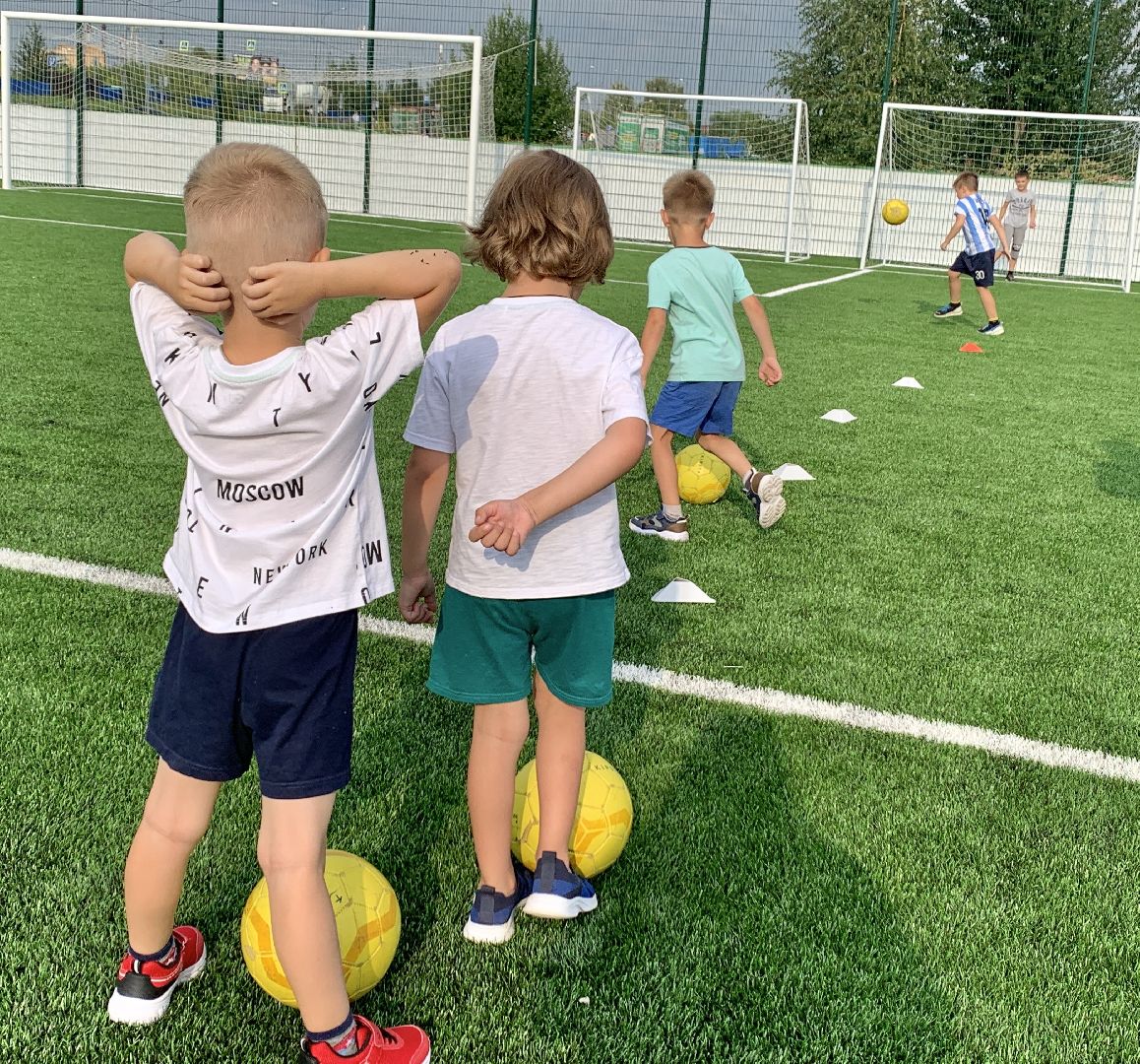 Балашиха, Подмосковье, спорт, спорткомплекс Спорттракт, футбол, футбольный клуб Чемпион