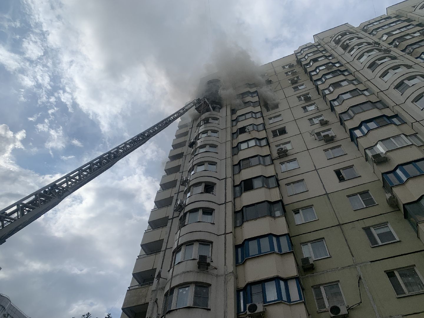 пожар, чп, полмосковный бульвар, ликвидация,