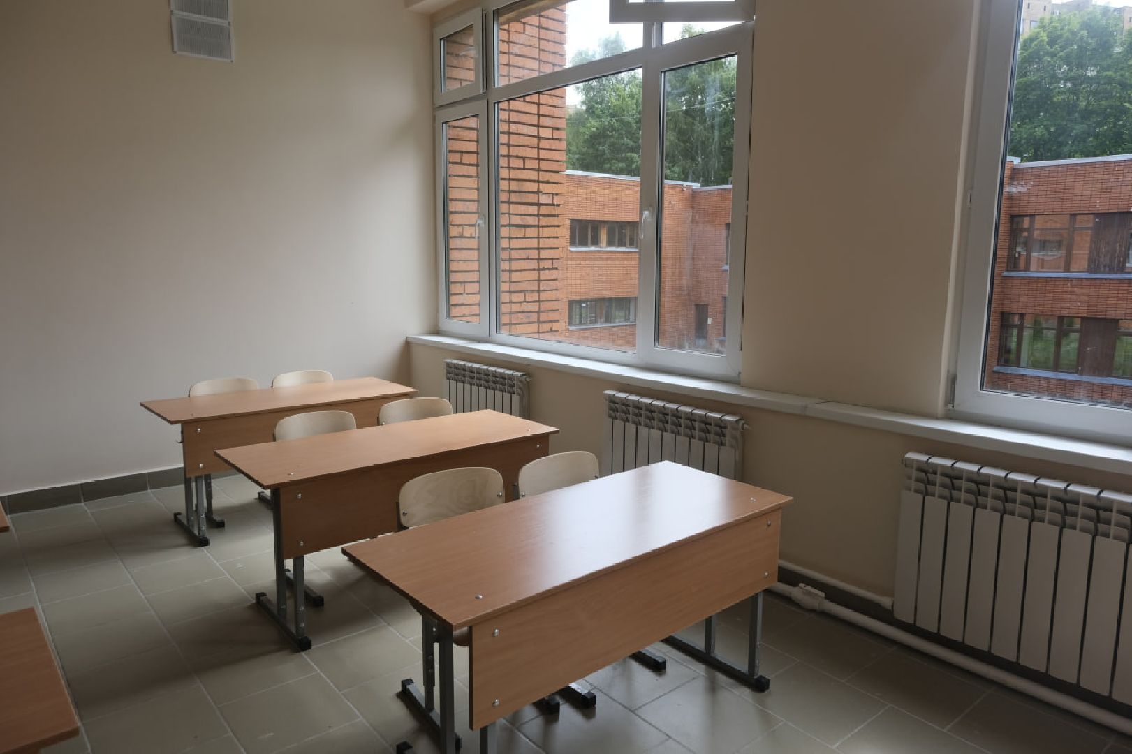 Пущино, образование