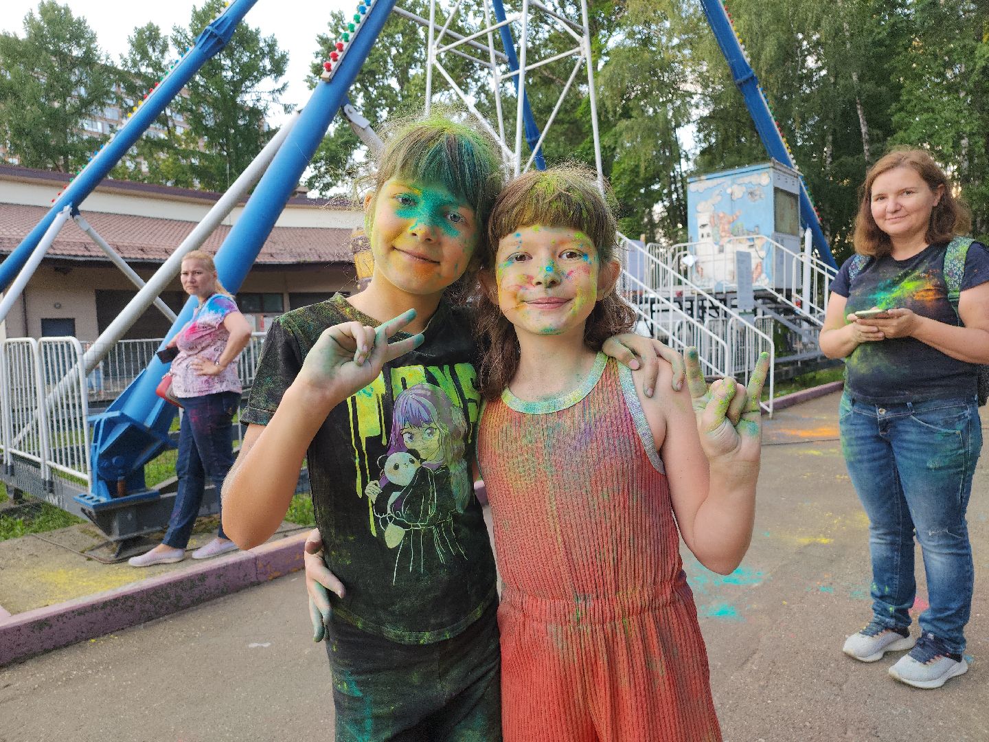 фестиваль; краски; праздник; досуг; парк