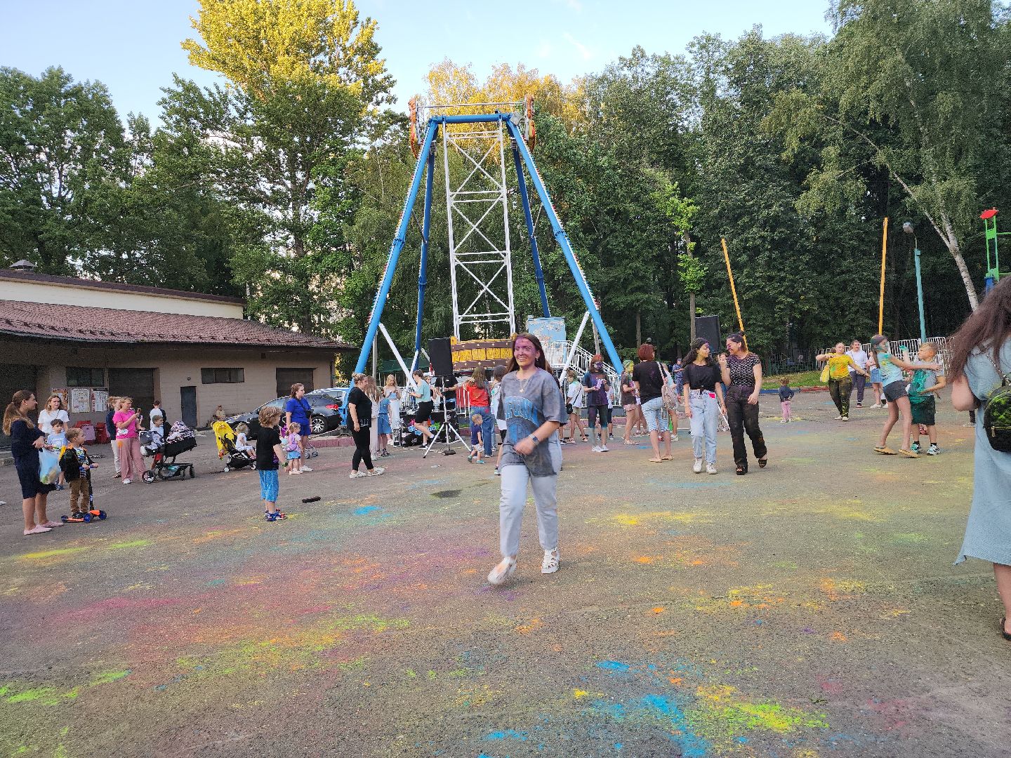 фестиваль; краски; праздник; досуг; парк