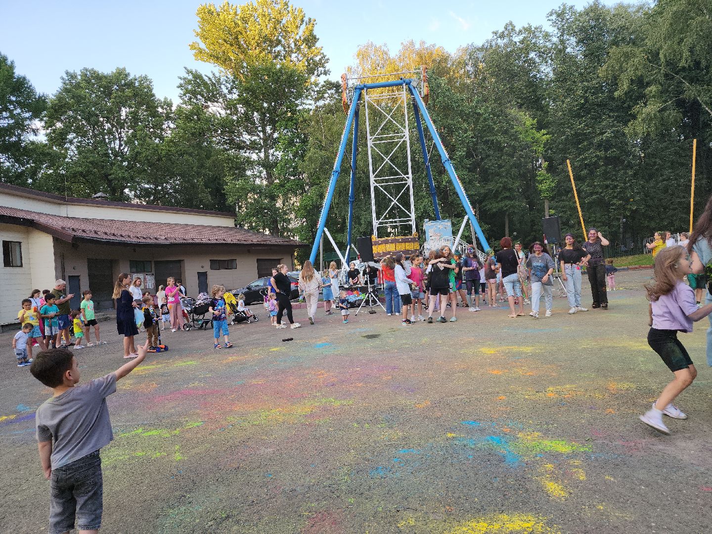 фестиваль; краски; праздник; досуг; парк