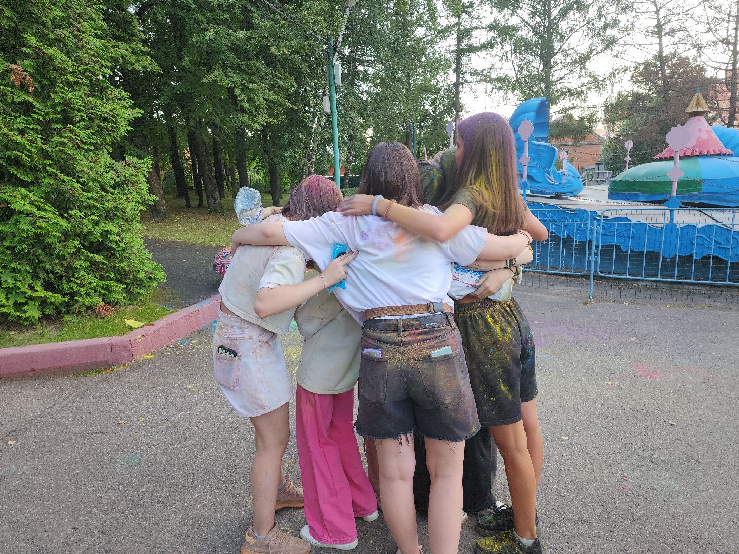 фестиваль; краски; праздник; досуг; парк