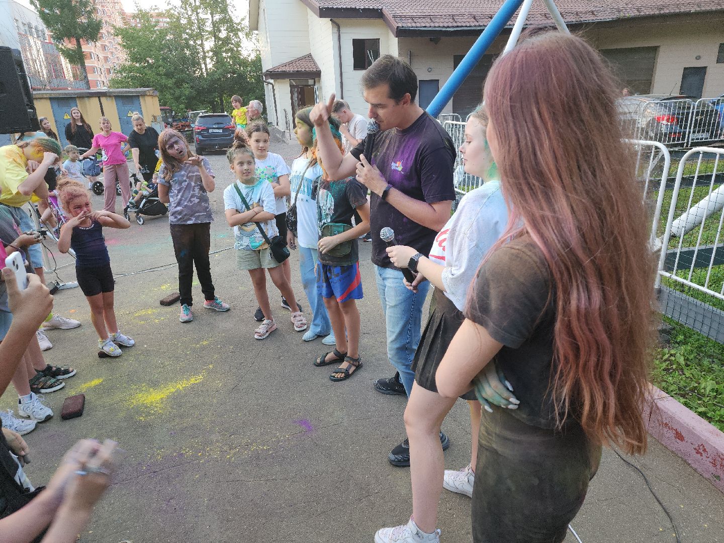 фестиваль; краски; праздник; досуг; парк