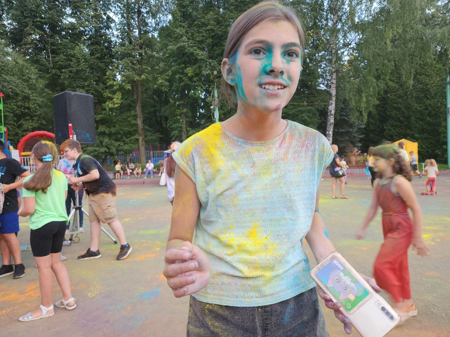 фестиваль; краски; праздник; досуг; парк