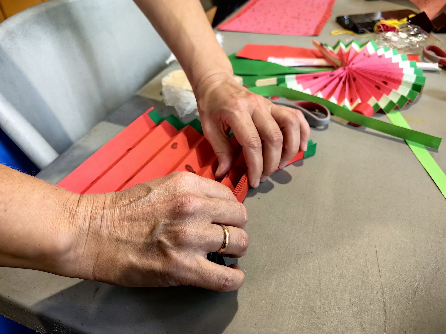 Мастер-класс, веер, парк, гости, бумага, ножницы