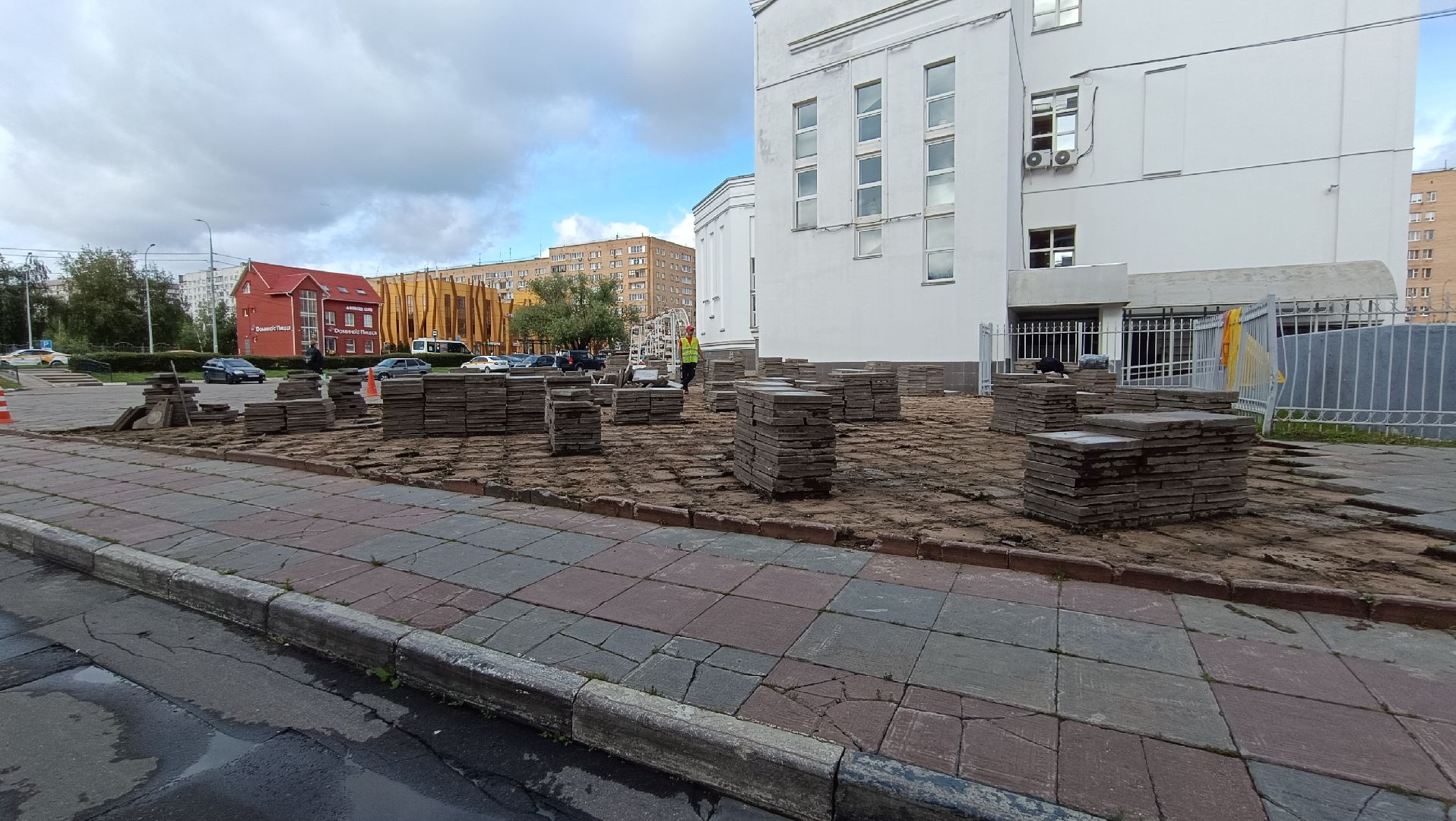 Лобня, благоустройство, тротуар