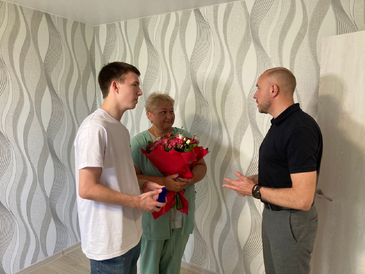 Солнечногорск, жилье, Смирновка, молодежь, общество