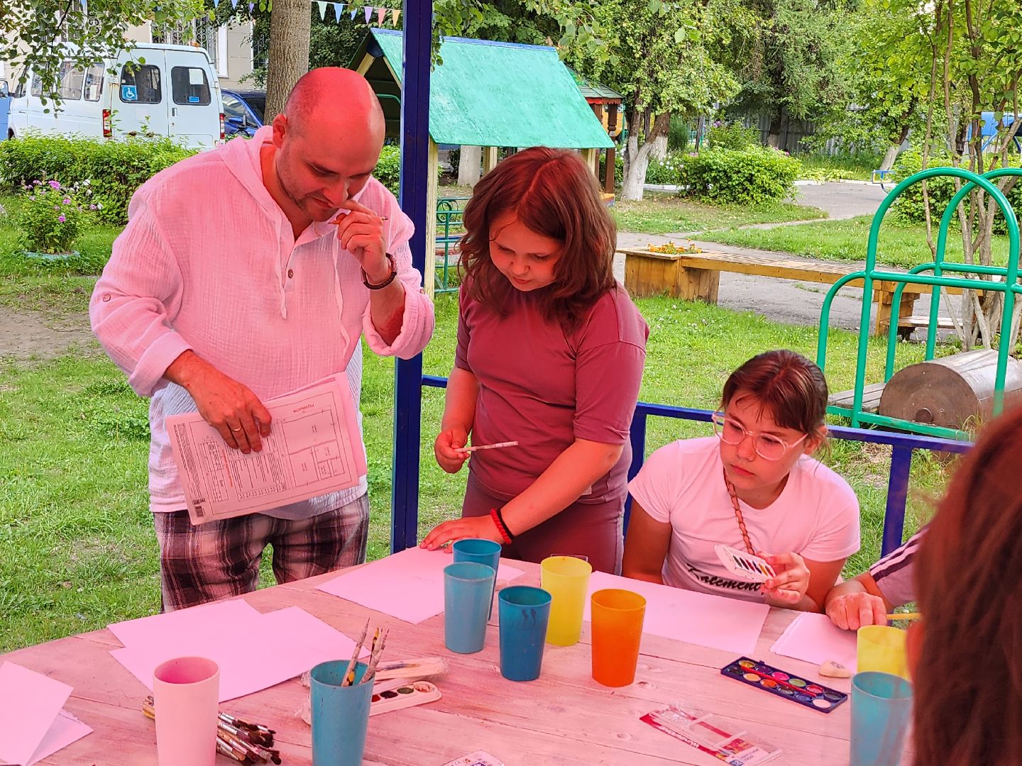 центр серпуховский, дети с ОВЗ, серпухов, владычный монастырь, павлины, рисование,