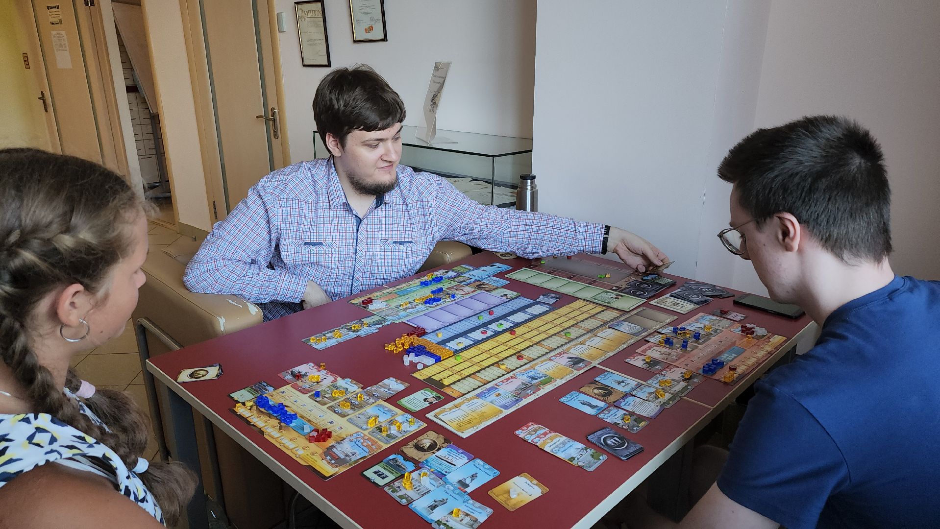 Пушкино, молодежь, настольные игры,
