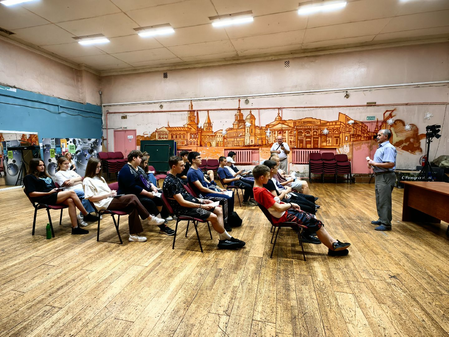 Депутат, выборы, встреча, бюджет