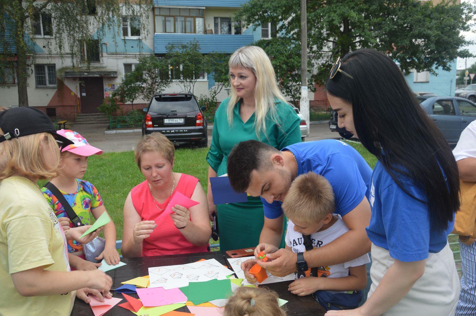 Шатура, Единая Россия, Молодая Гвардия, волонтёры, ростовые куклы, оригами, игры