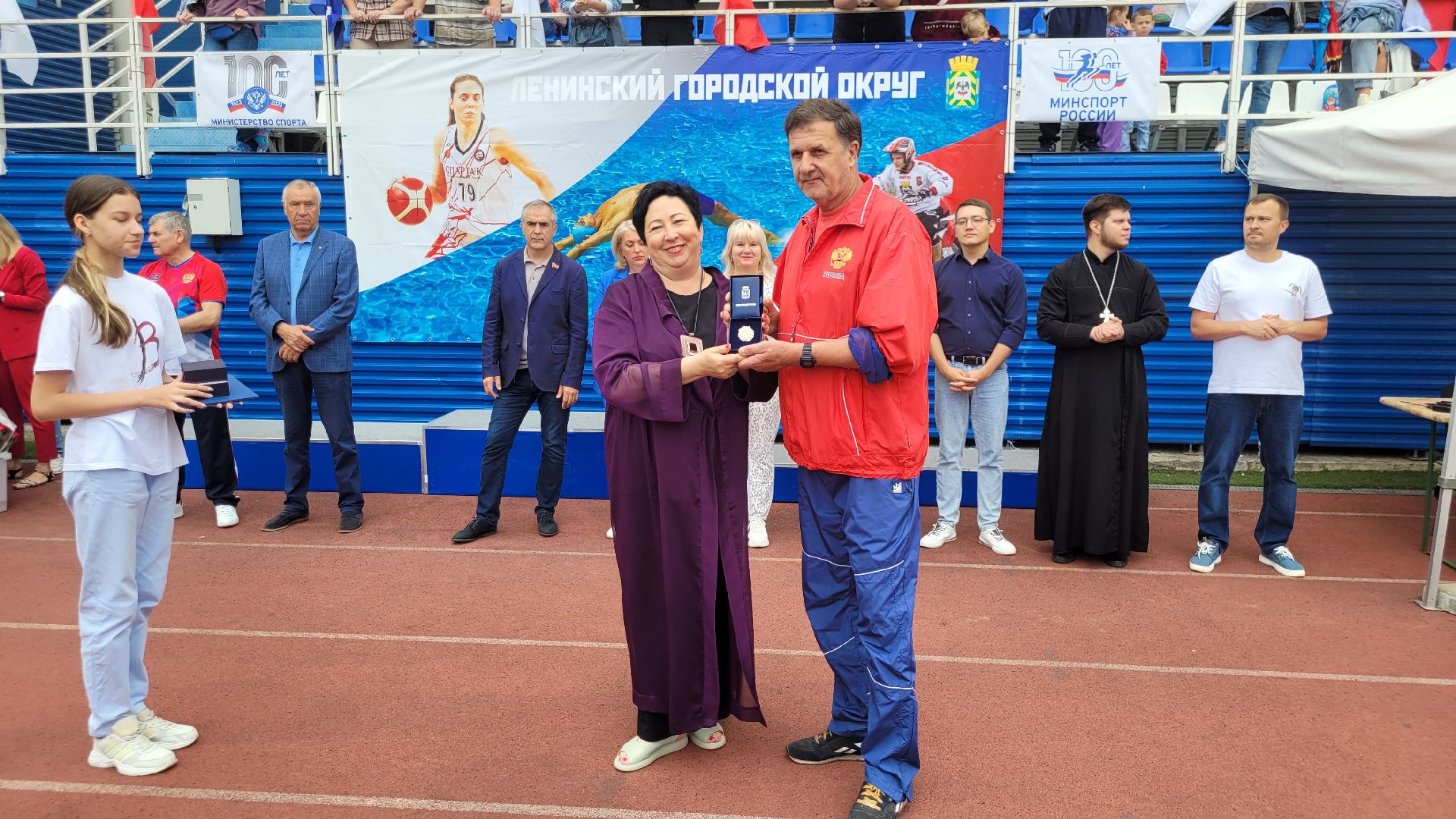 спорт; видное; награждение; достижения