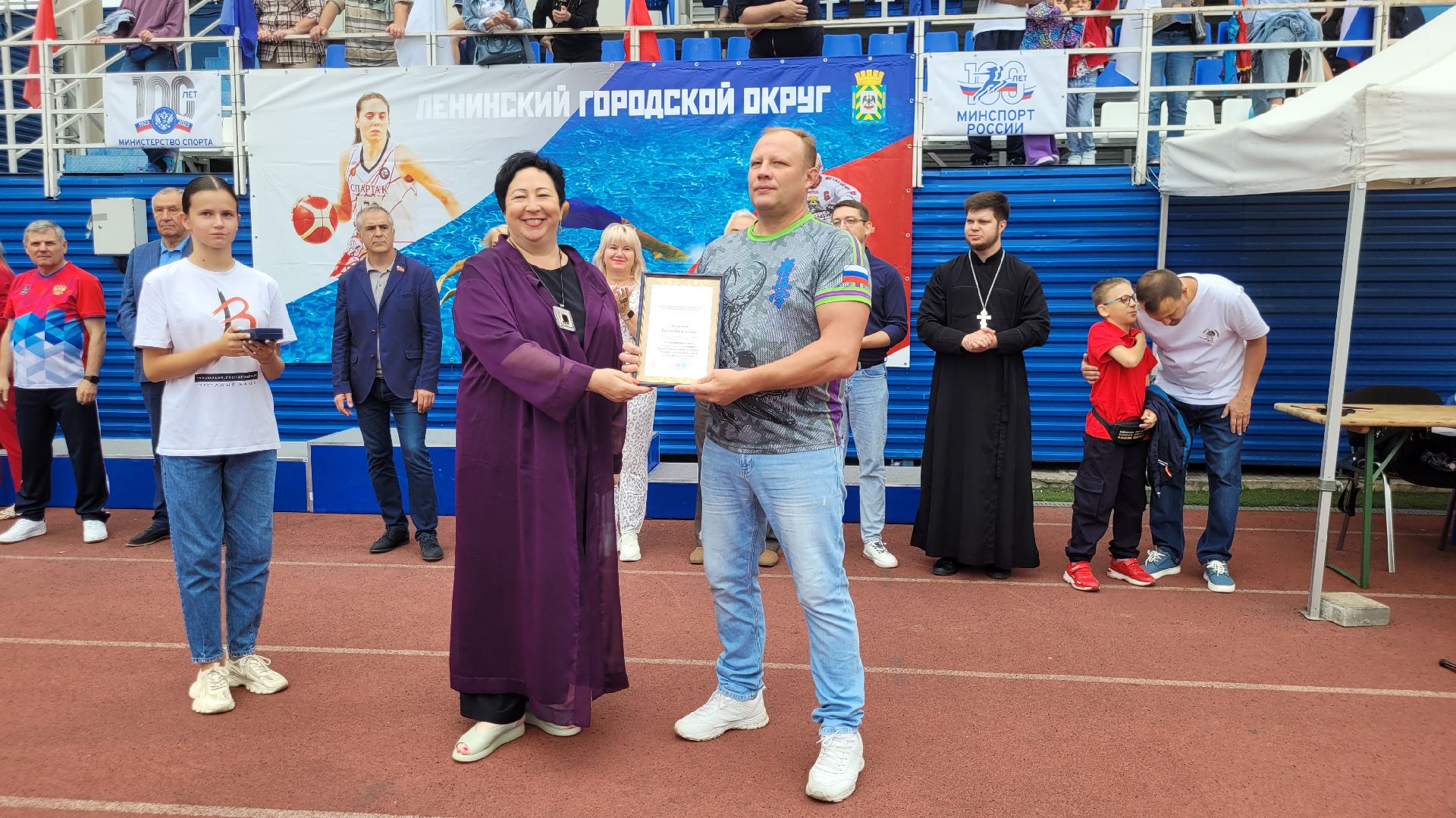 спорт; видное; награждение; достижения