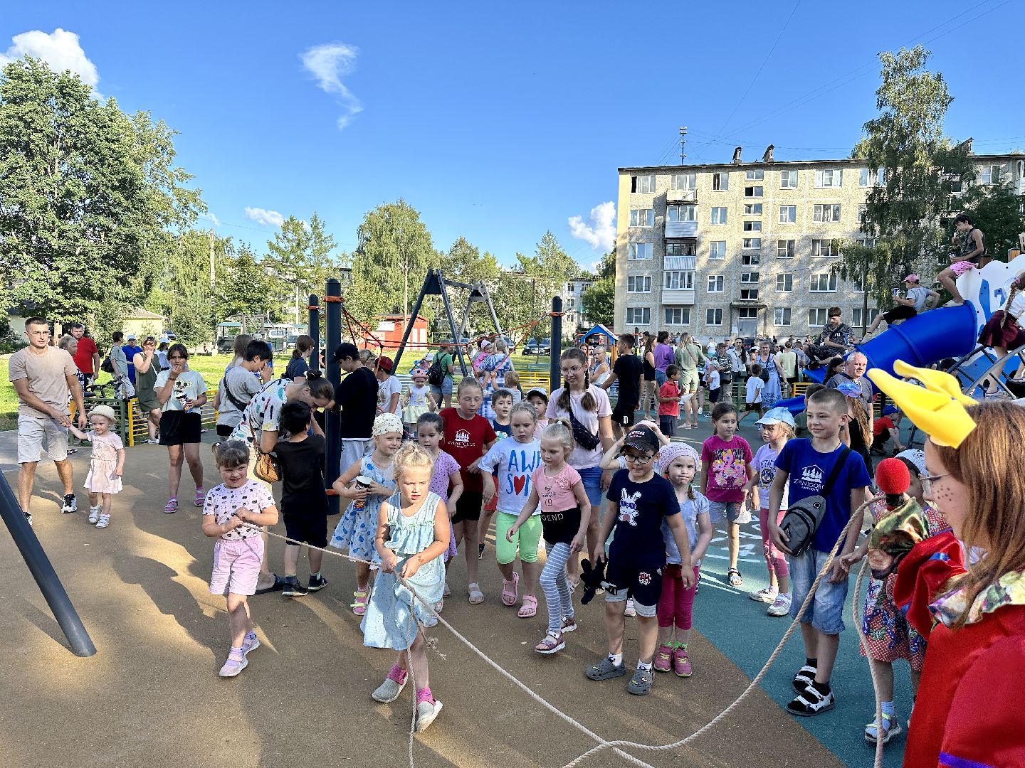 Клин, благоустройство, детские площадки, перемены, общество