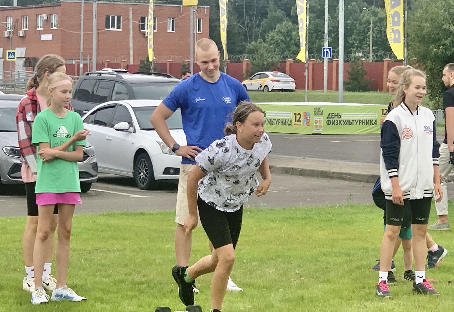 Балашиха, Подмосковье, спорт, гиревой спорт, жонглирование гирями, День физкультурника