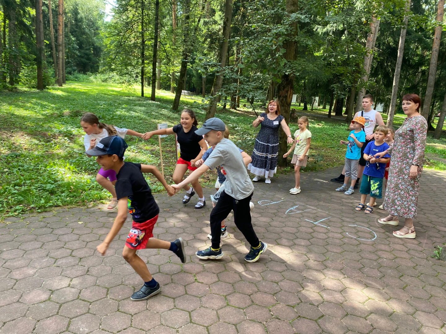 Домодедово, детский отдых, школьный лагерь, день физкультурника, особенные дети,