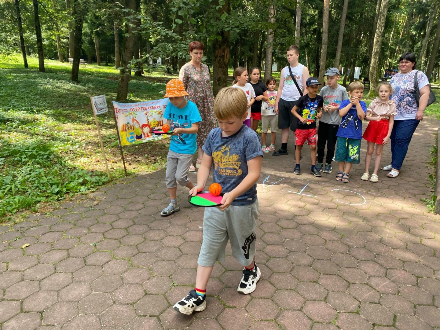 Домодедово, детский отдых, школьный лагерь, день физкультурника, особенные дети,