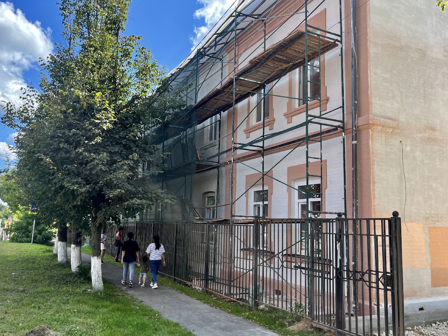 Верея, наро-фоминский городской округ, школа, капитальный ремонт, историческое здание, своды Монье, образование Подмосковья, губернатор Подмосковья