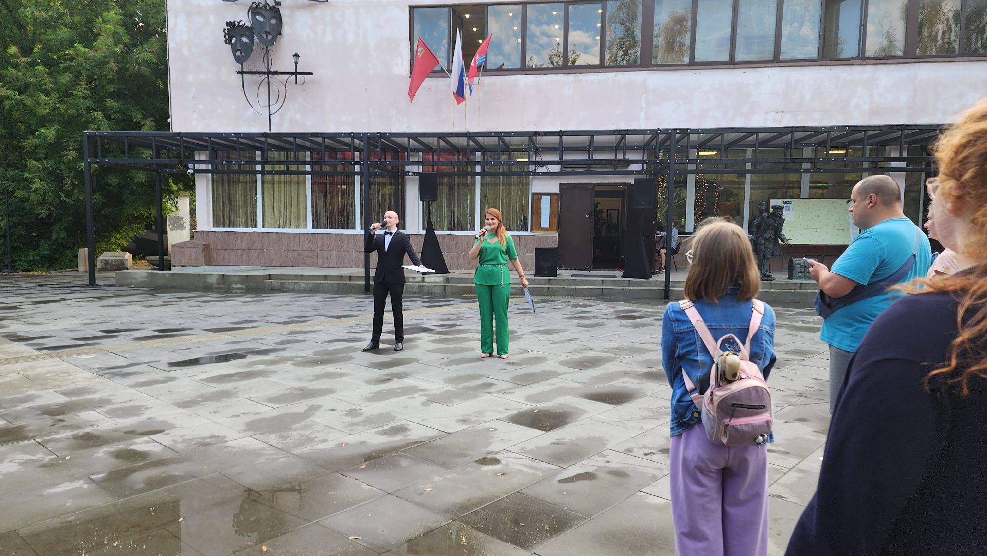 Долгопрудный, театр «Город», День физкультурника, зарядка