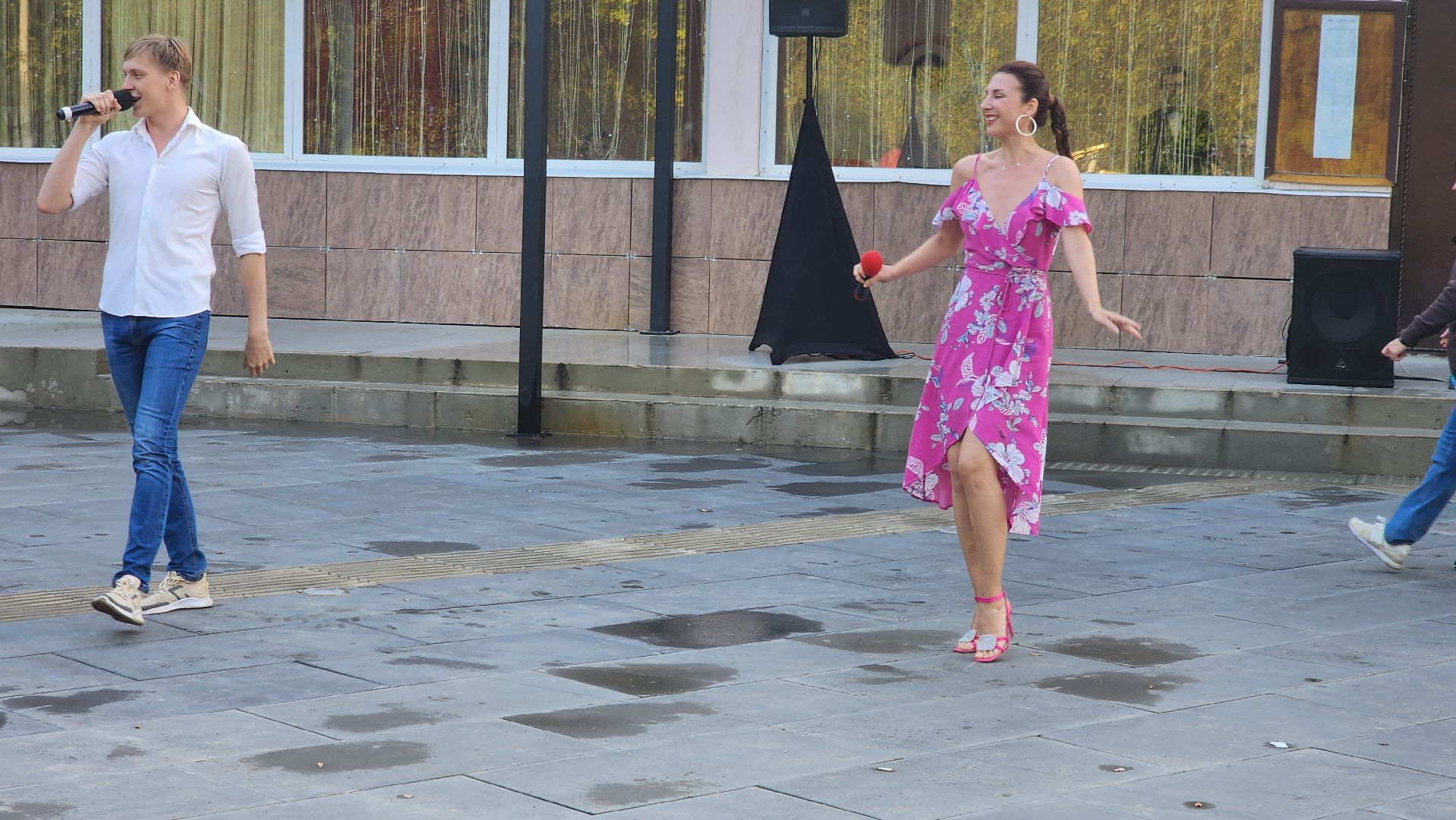 Долгопрудный, театр «Город», День физкультурника, зарядка