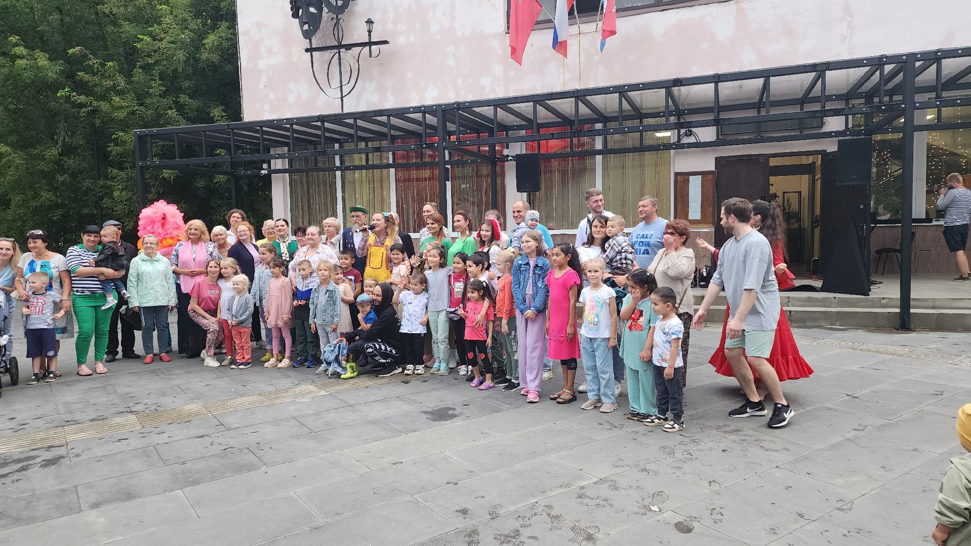 Долгопрудный, театр «Город», День физкультурника, зарядка