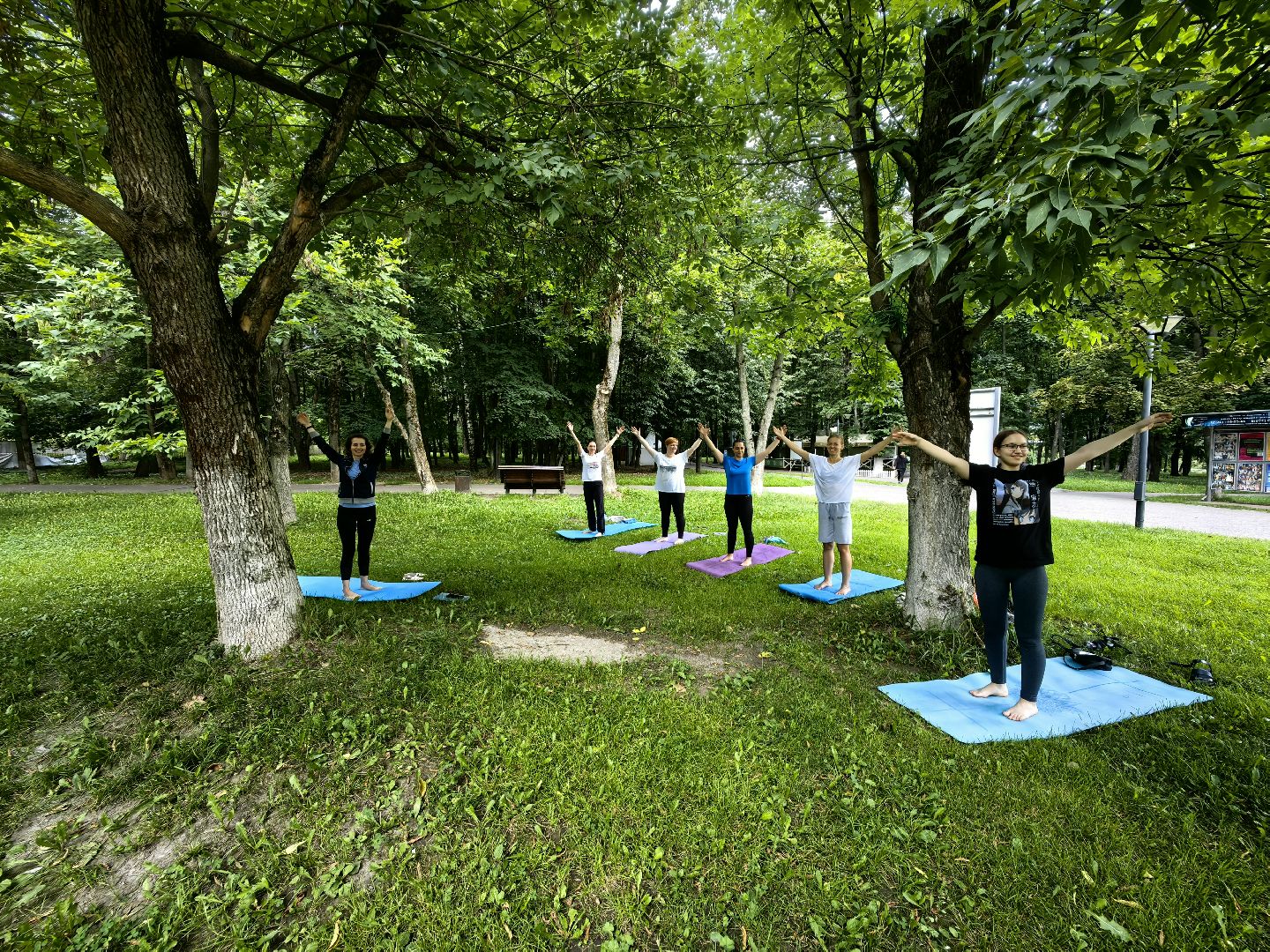 Йога, занятия, парк, площадка