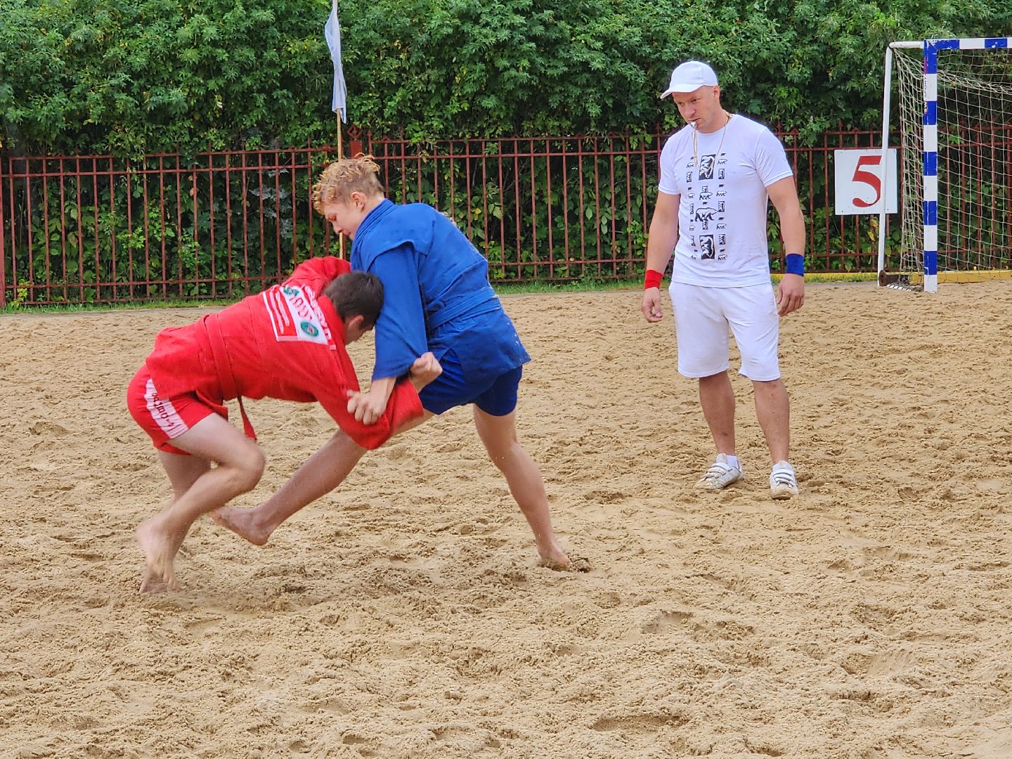 Мытищи, пляжное самбо, Эльмира Кахраманова