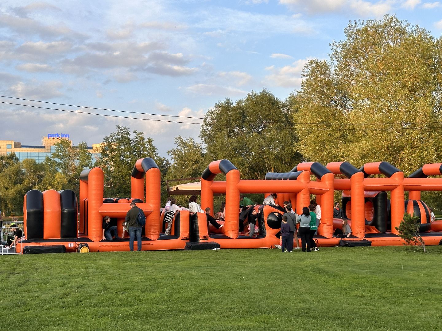 Одинцово, День молодёжи, Ананасовая луна