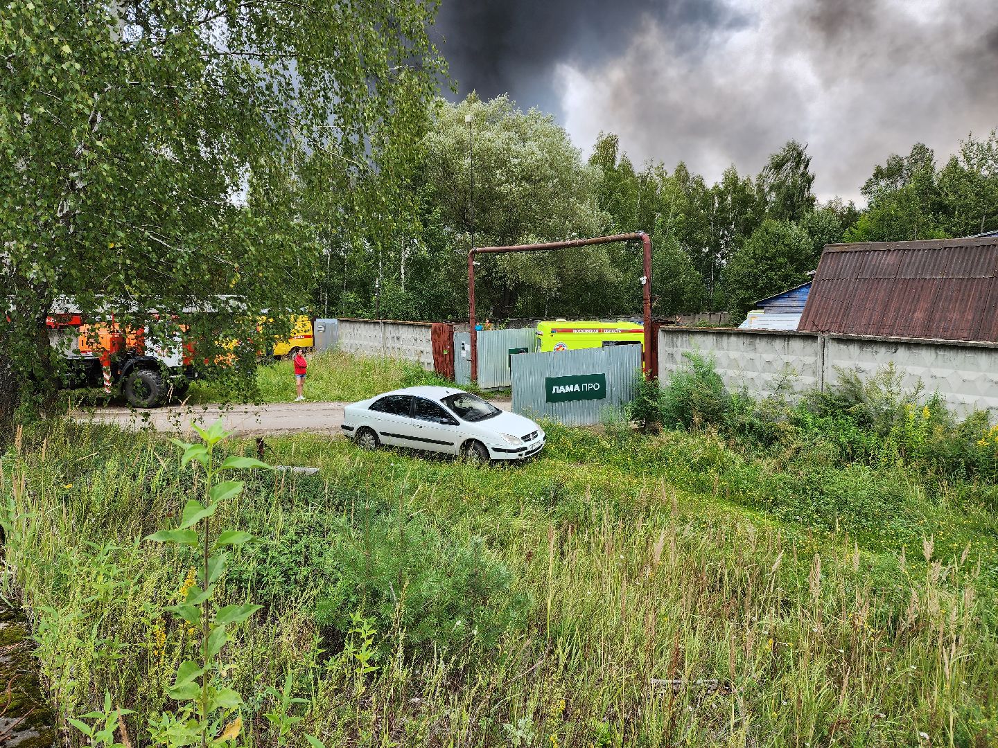 Раменское, ЧП, пожар на складе пластиковых изделий в Раменском, пострадавших нет