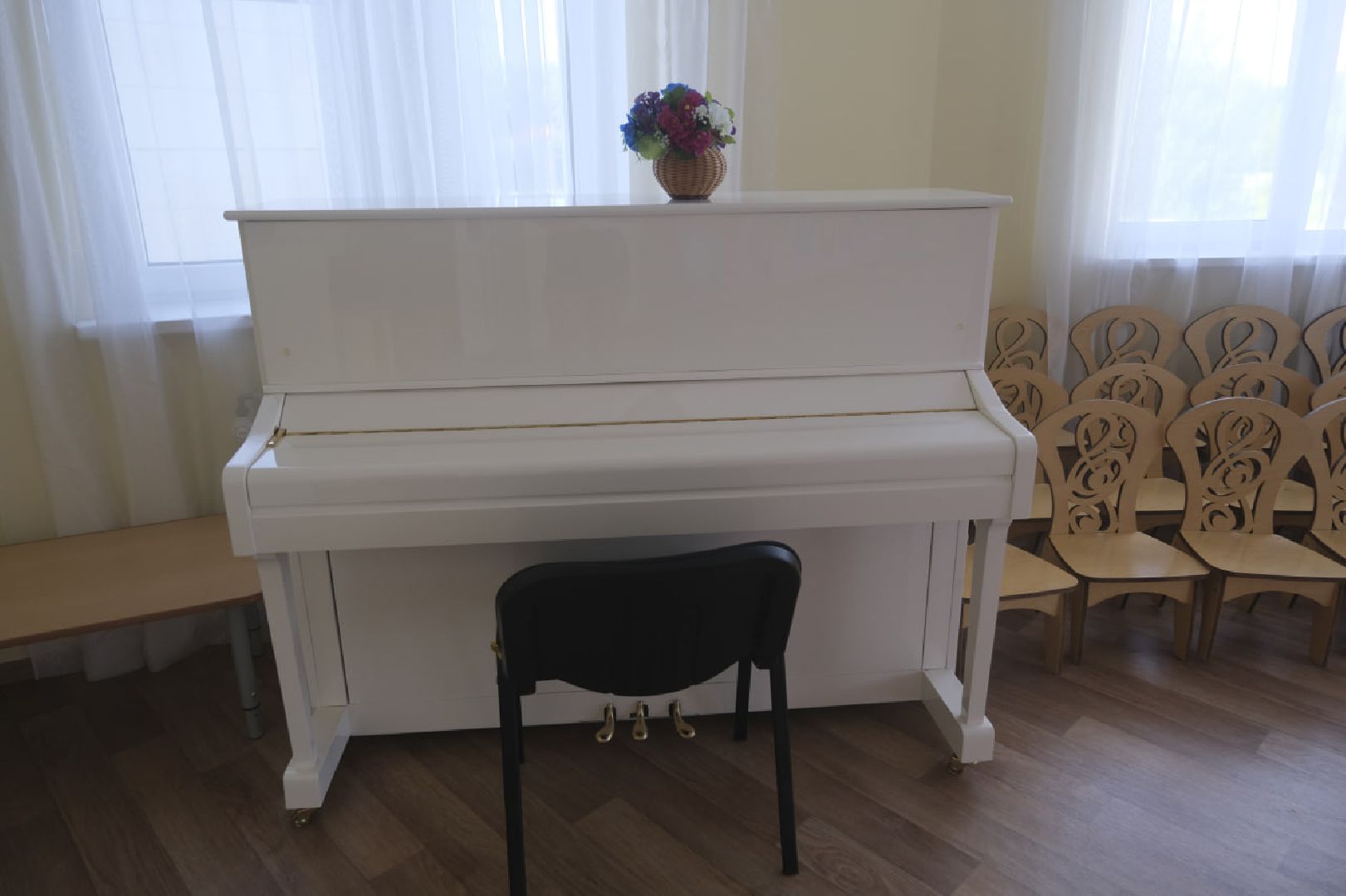 Пущино, образование