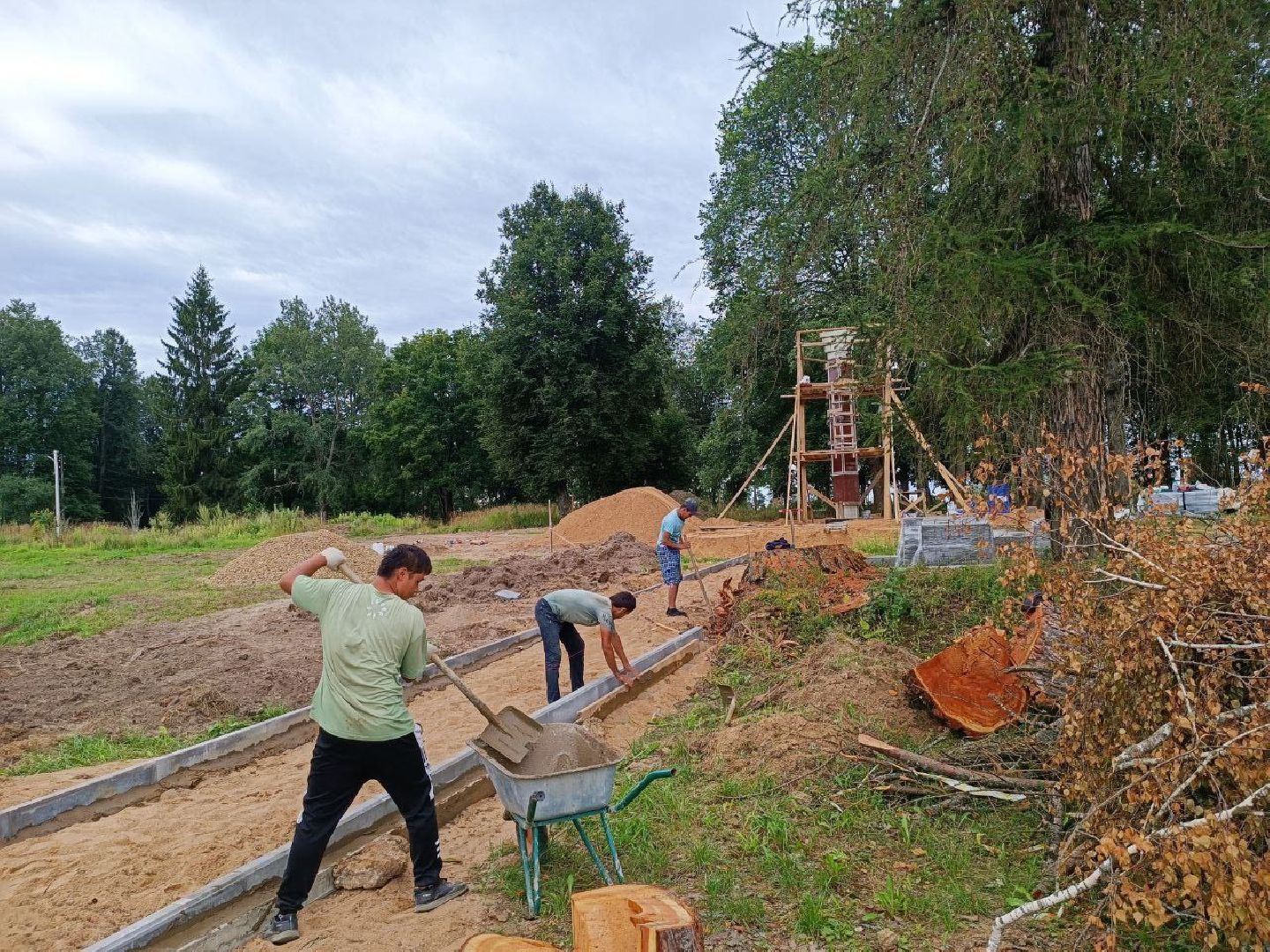 Можайск, Можайский городской округ, Подмосковье, стелы, Населённый пункт воинской доблести, память, Великая Отечественная война