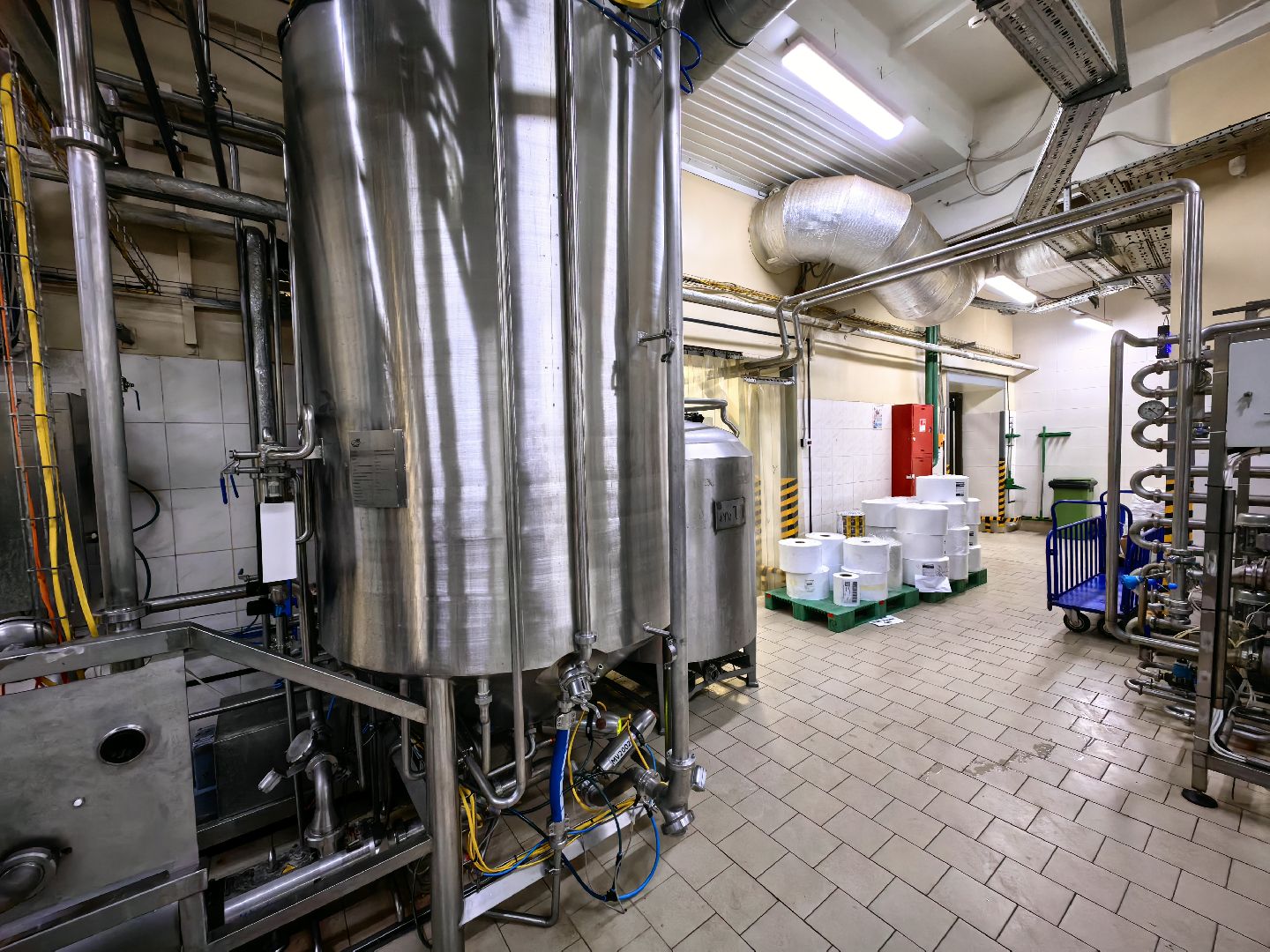 Производство, расширение, площади, выработка, специи, смеси