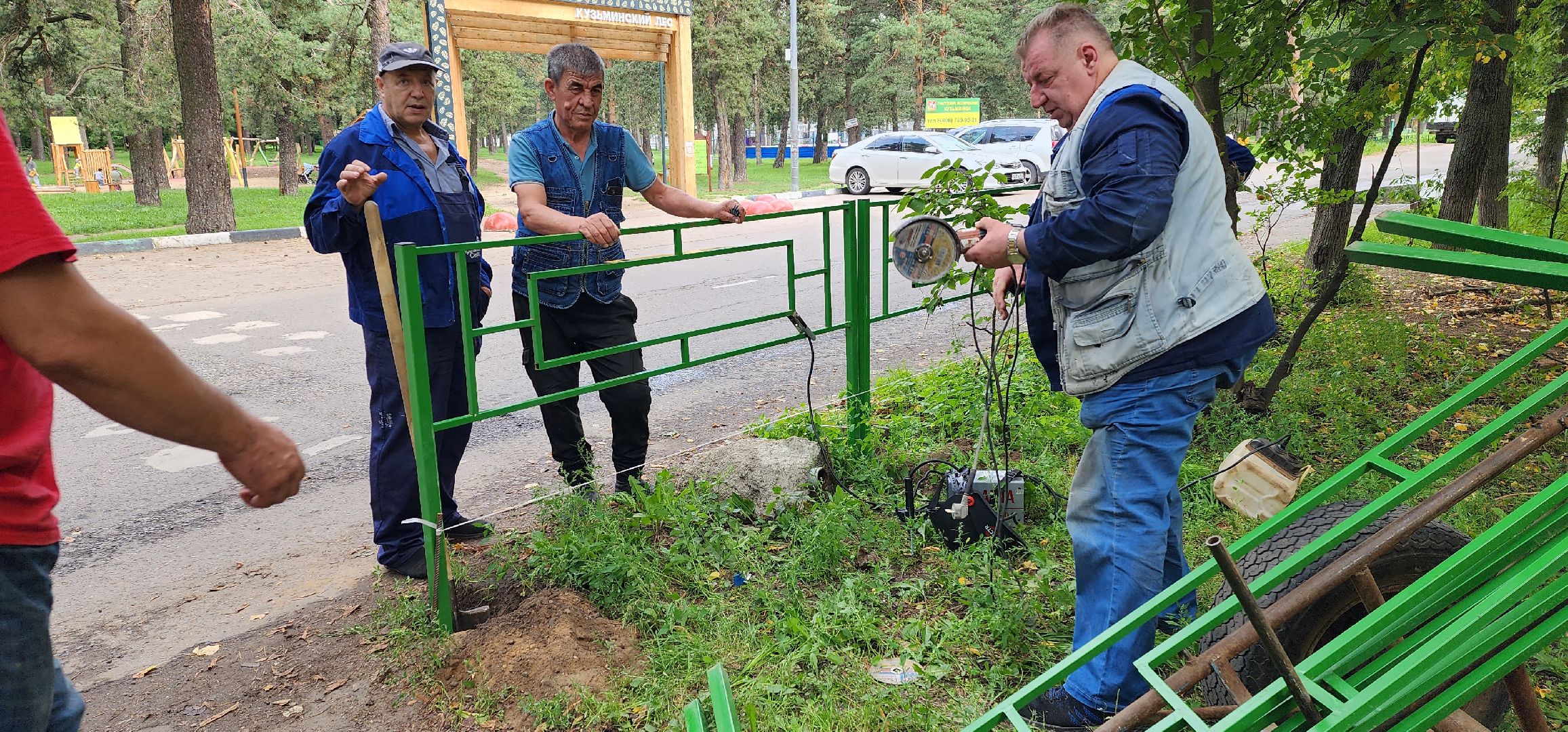 благоустройство, Белая Дача, палисадник, установка ограждения, Котельники