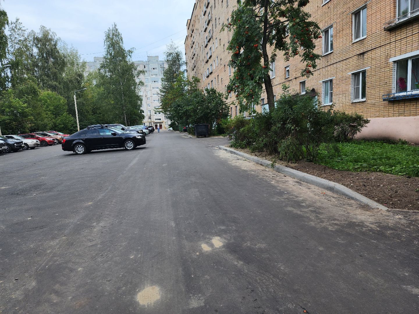 Павловский Посад, городской округ Павловский Посад, люди, благоустройство, двор асфальт, жители