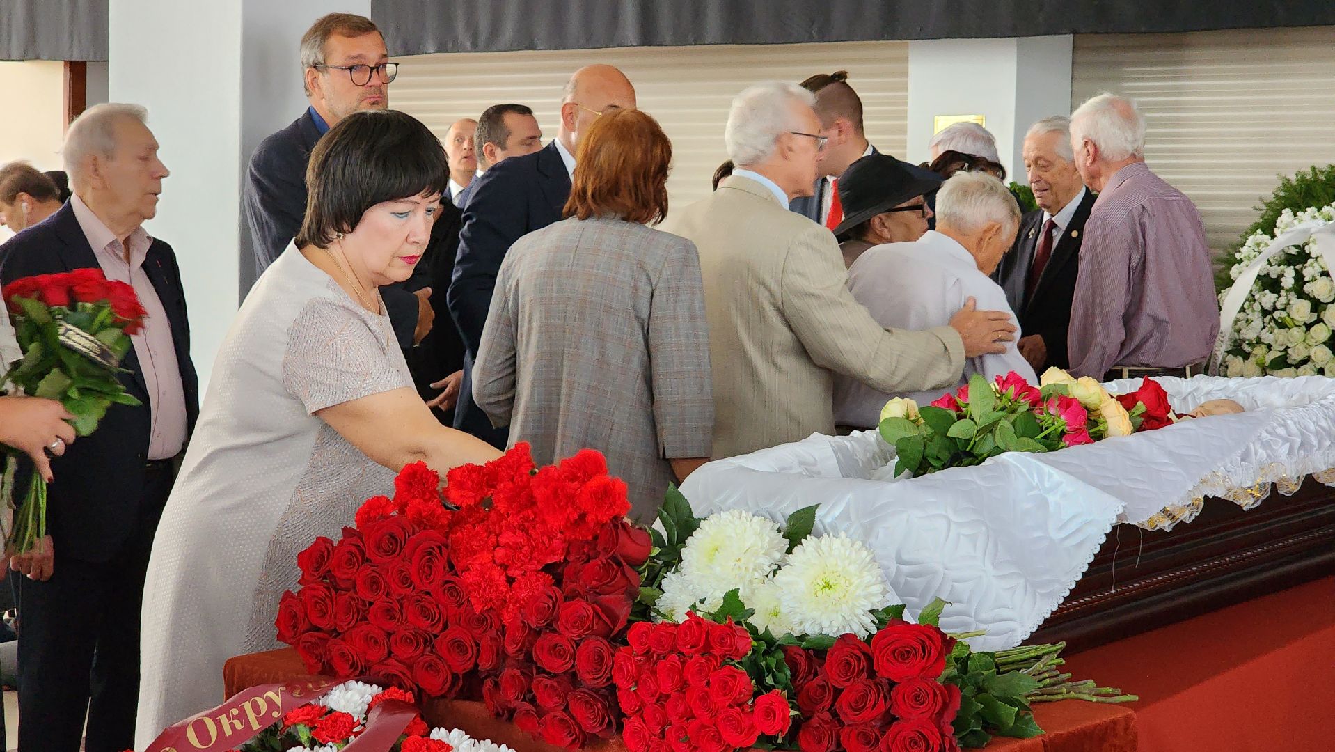 прощание, Наталия Королёва, похороны,