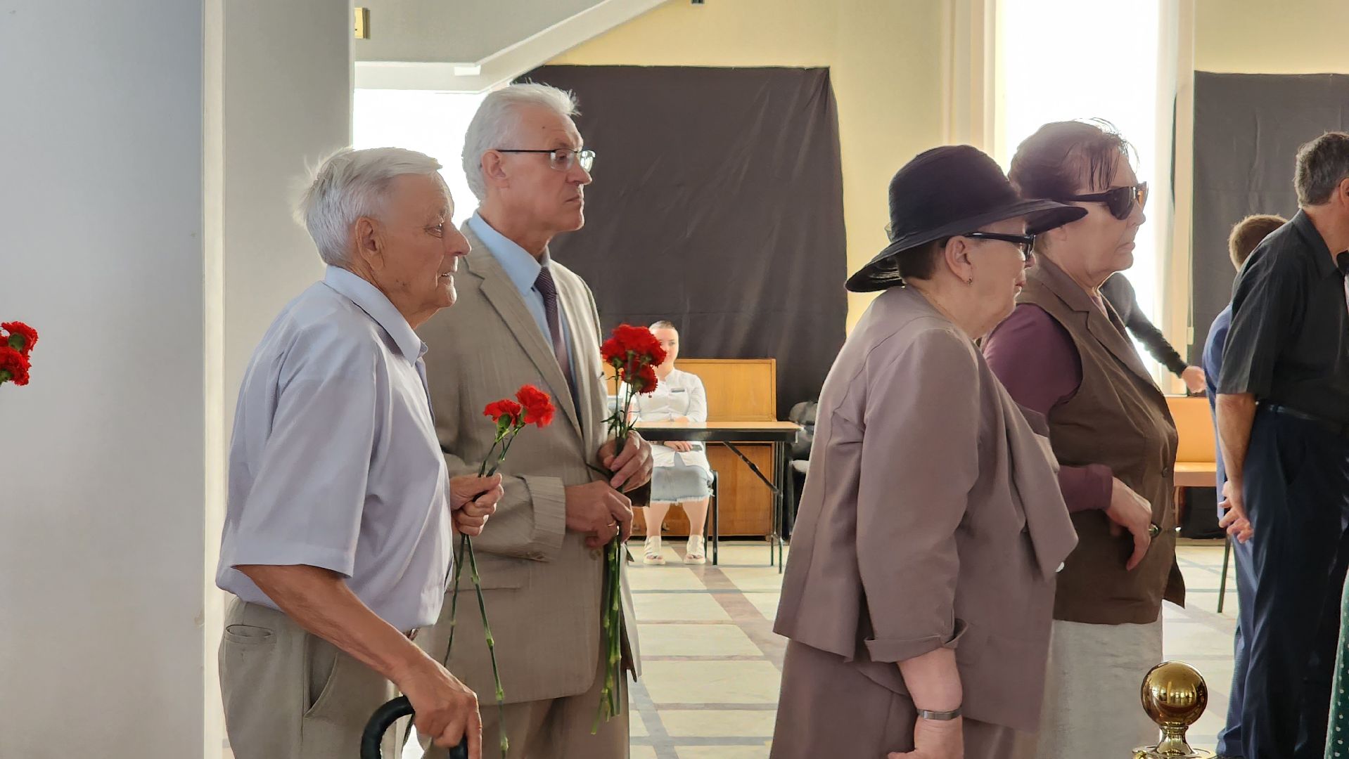 прощание, Наталия Королёва, похороны,