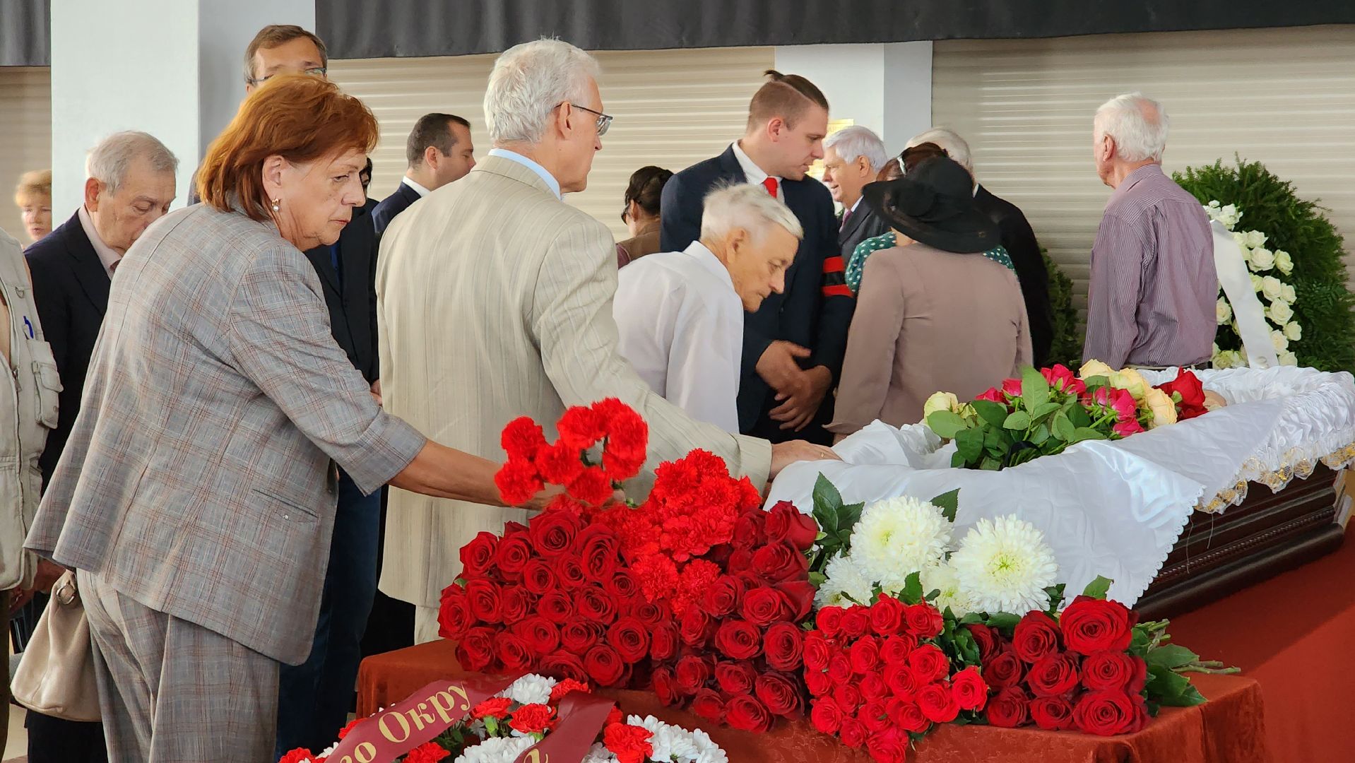 прощание, Наталия Королёва, похороны,