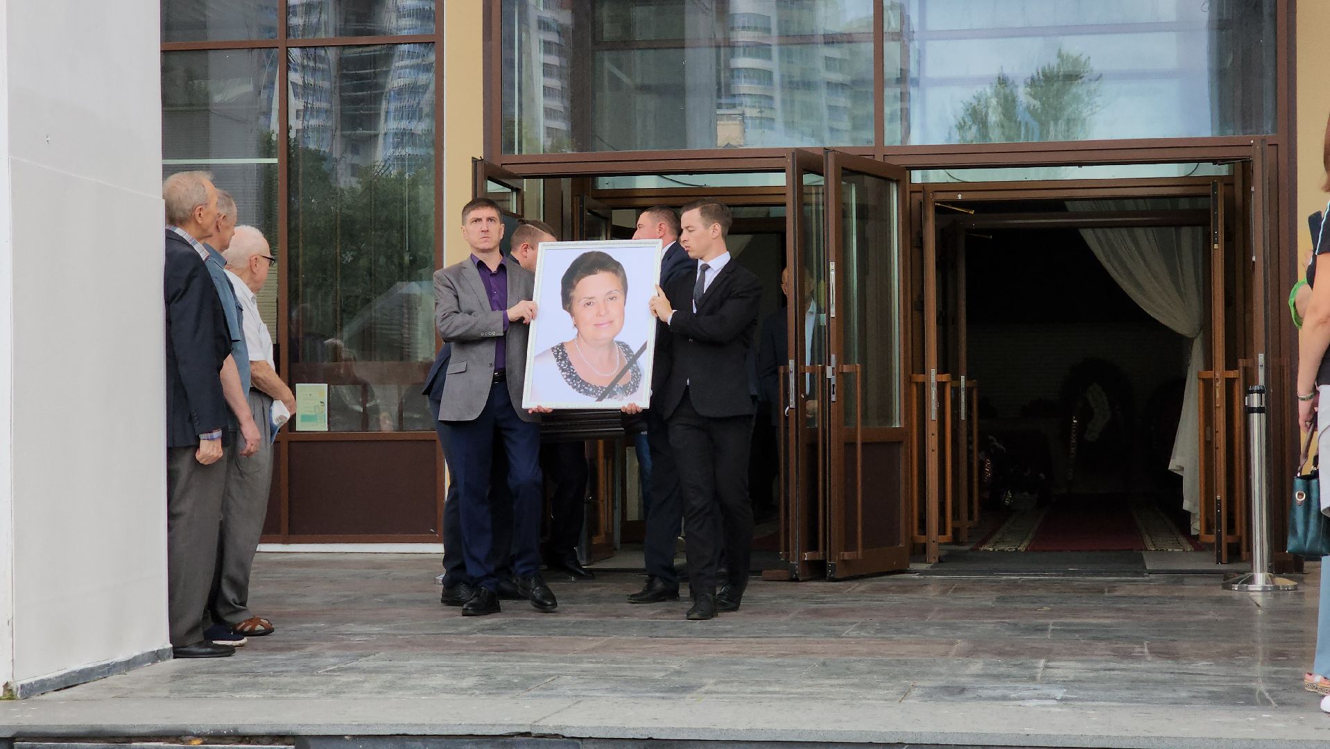 прощание, наталия королёва, похороны,