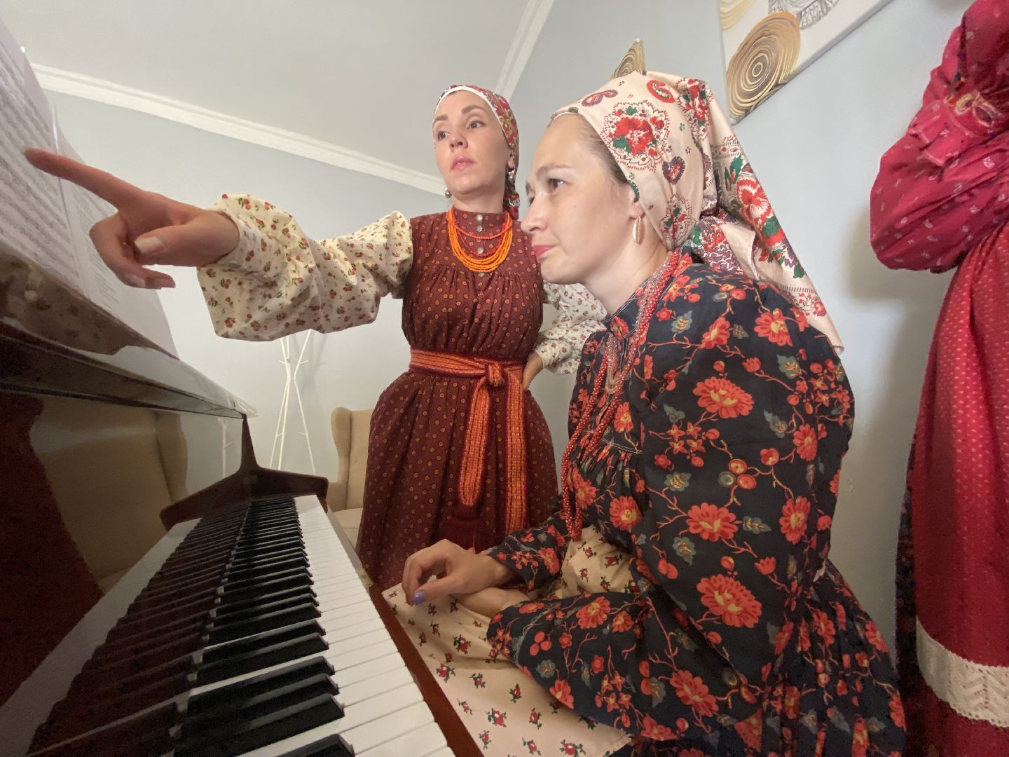 Балашиха, КДЦ «Заря», фестиваль «МИР Сибири», народные песни, фольклор, Ой да распроклятые таёжные комары, Шушенское