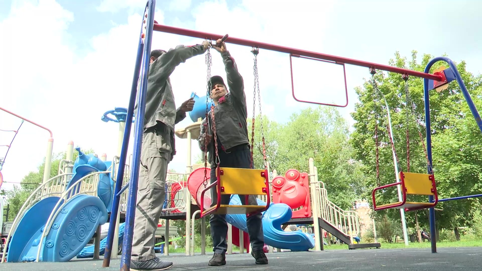 Реутов, детских площадки, ремонт, бригады, ГАЗель