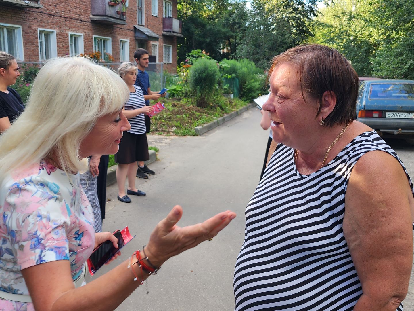 улица швагирева, серпухов, двор, дворовая территория, встреча с жителями, депутат,