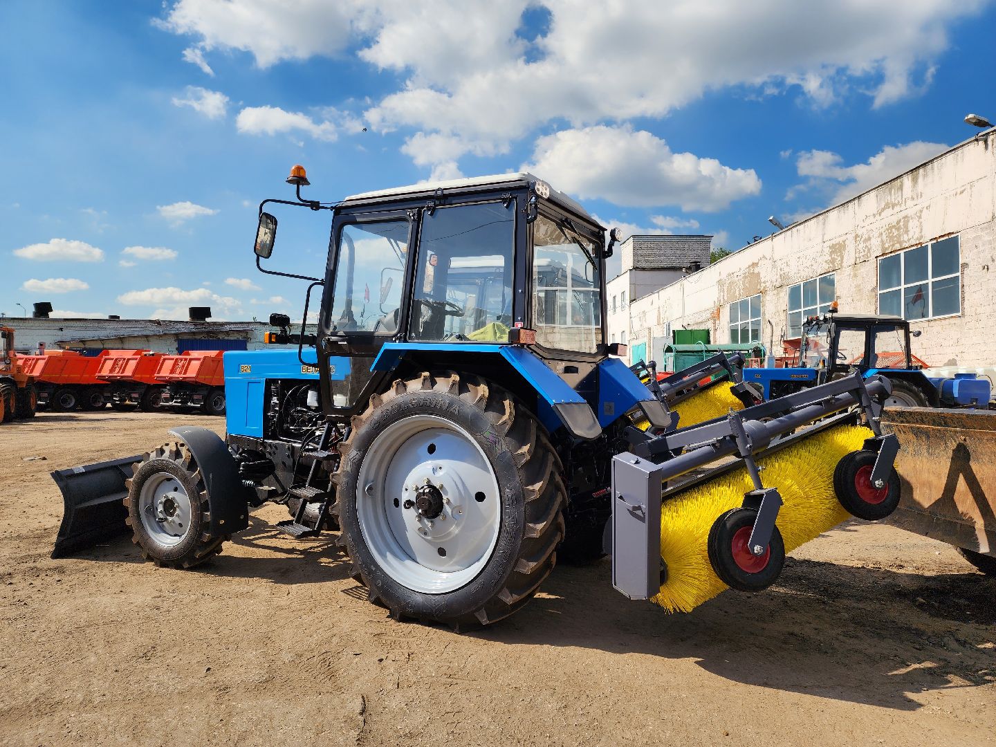 Подольск, техника, уборка улиц, коммунальное предприятие
