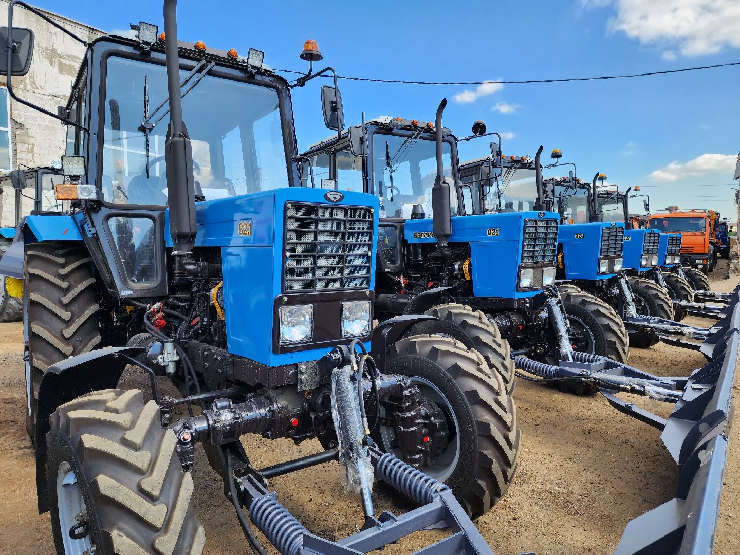 Подольск, техника, уборка улиц, коммунальное предприятие