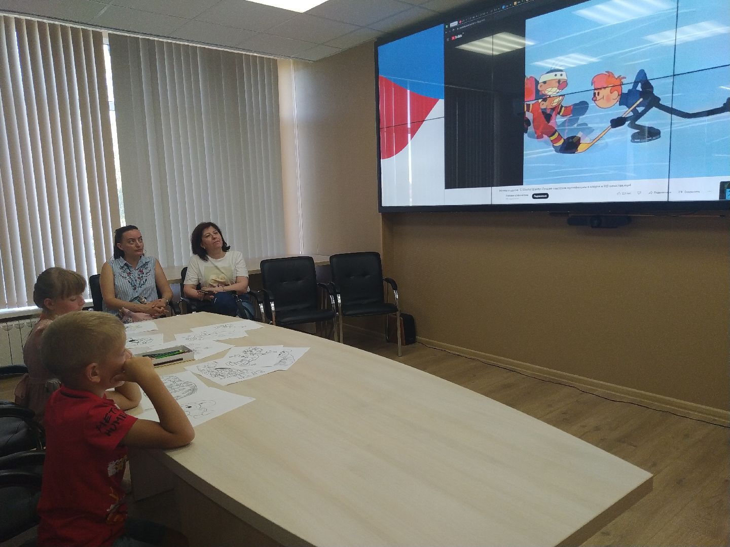 коломна, общество