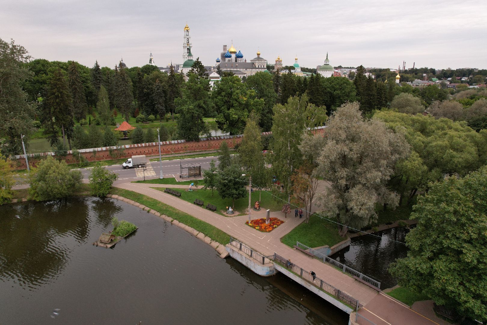 лавра, храмы, сергиев посад, видео с коптера,