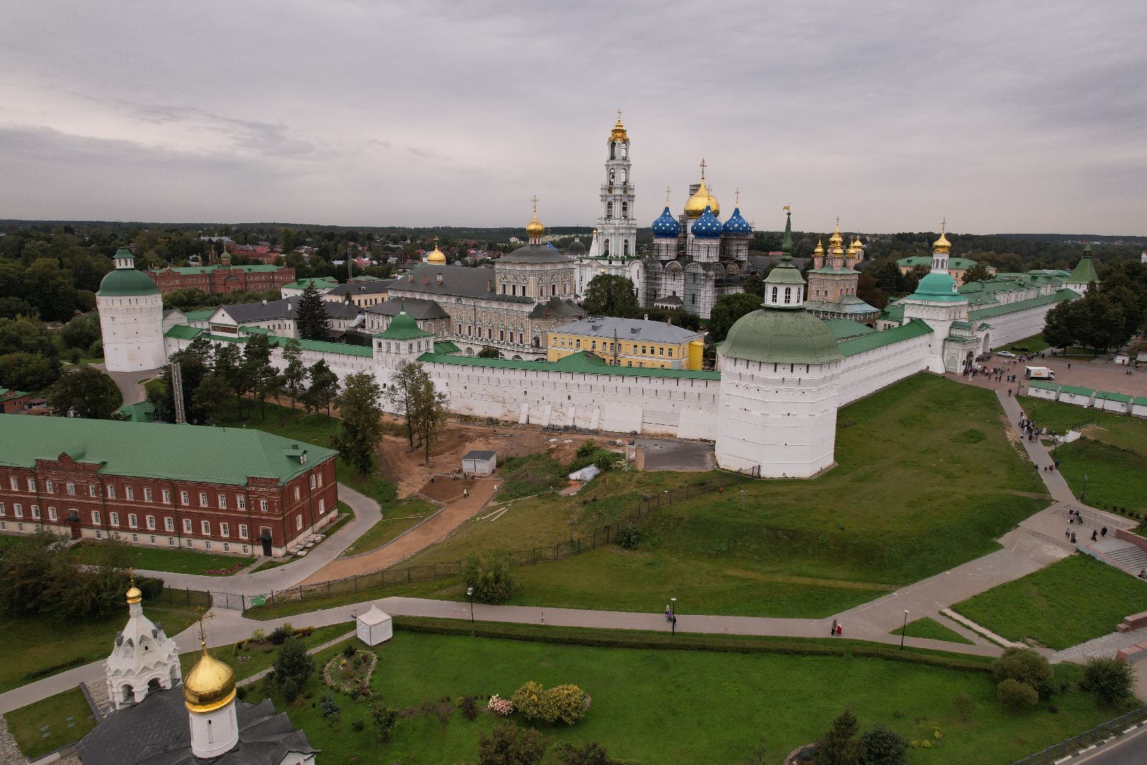 лавра, храмы, сергиев посад, видео с коптера,