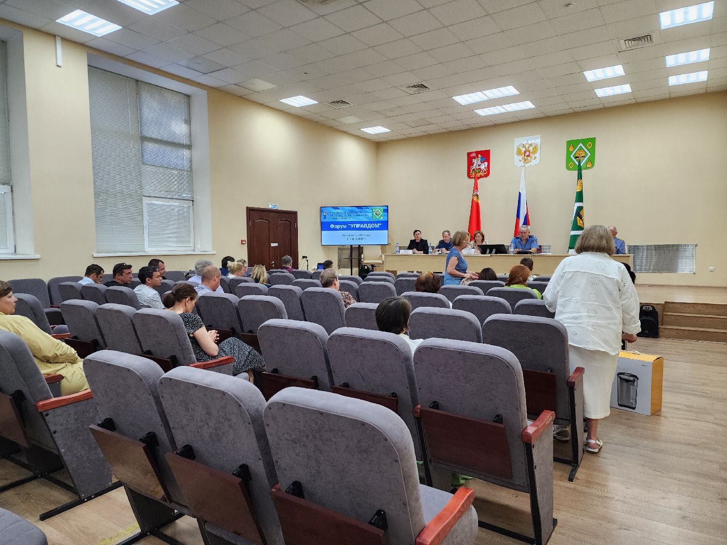 жкх, жители, многоквартирный дом,